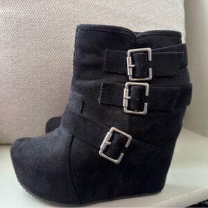 Shi by JOURNEYS Black Ankle Booties with Buckle Straps